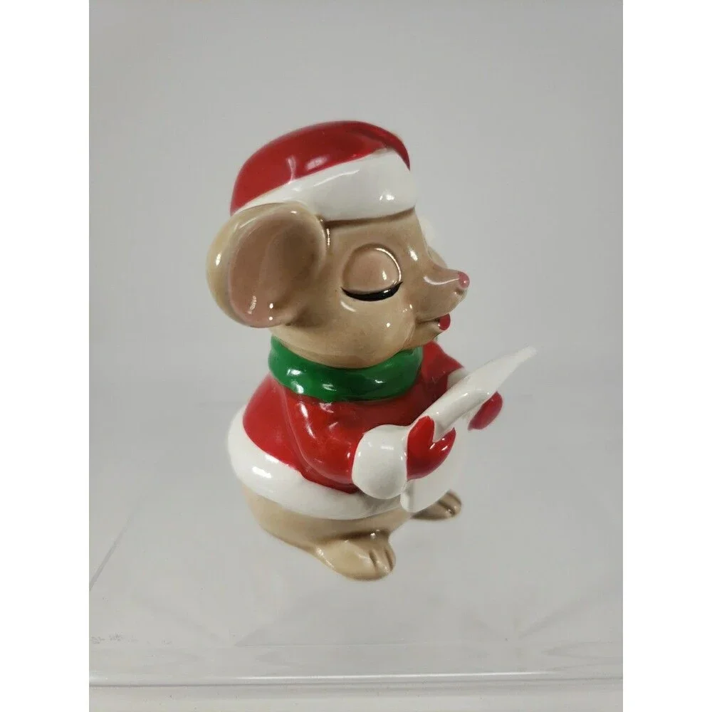 Vintage Christmas Caroling Santa Mouse Ceramic 1981 Made in Japan Quon-Quon